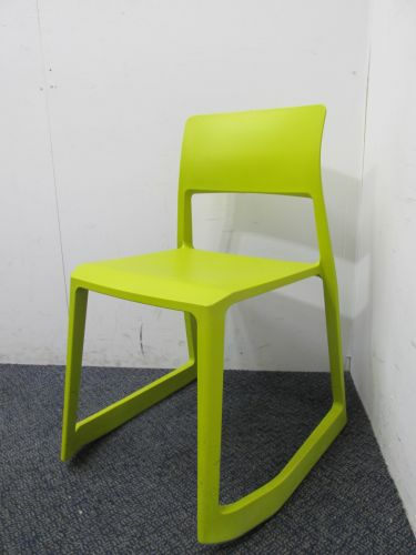 カラフルなティプトンチェア